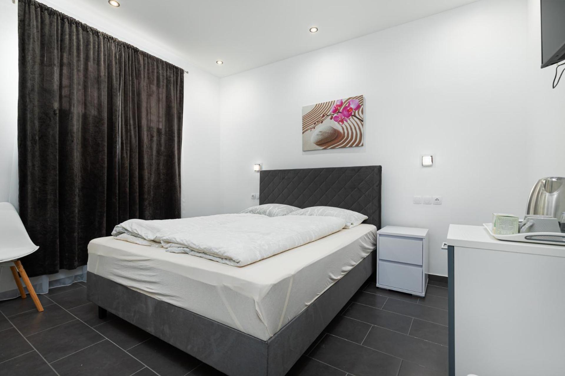 Rooms And Studio Flora Poreč Buitenkant foto