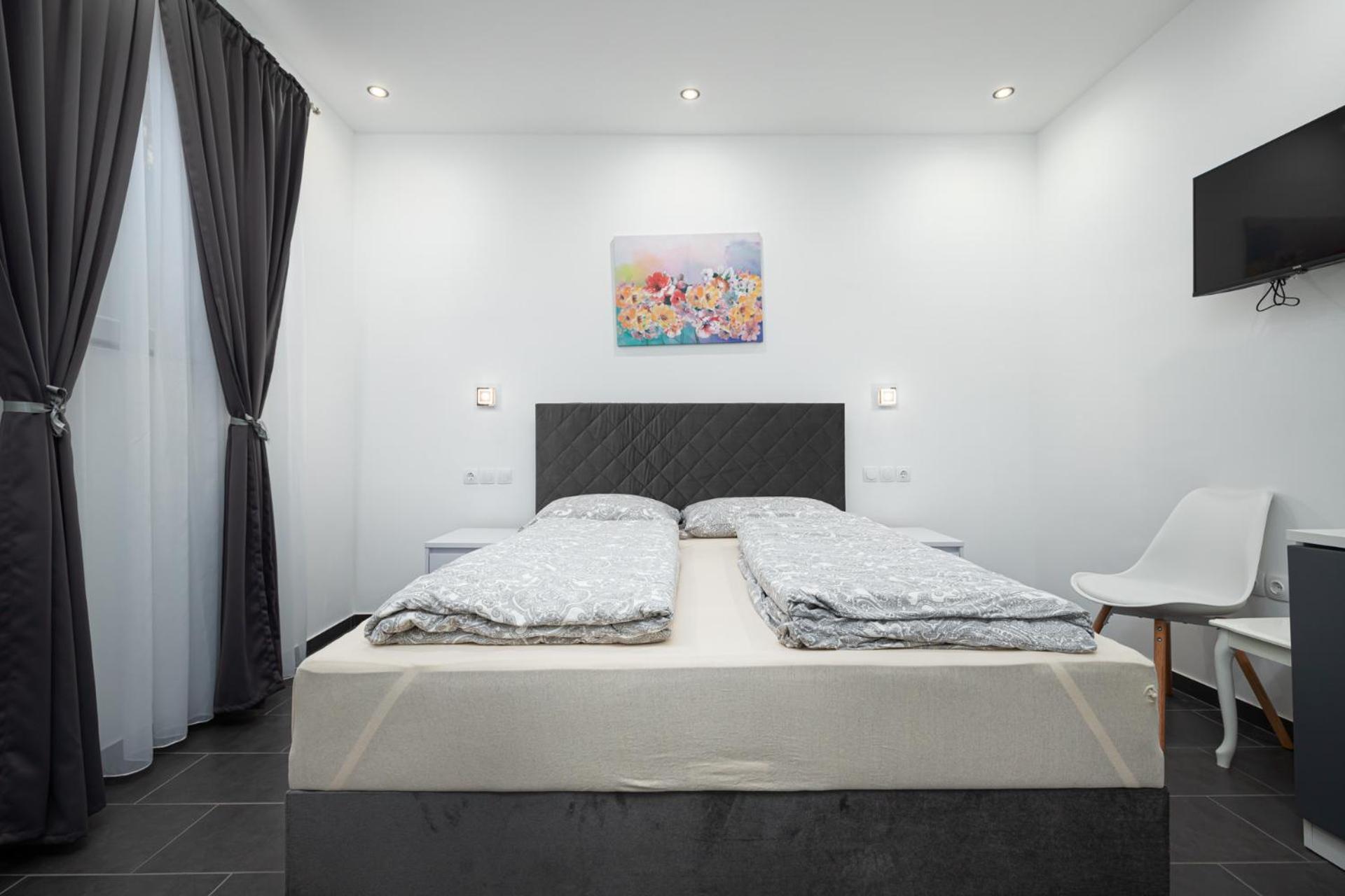 Rooms And Studio Flora Poreč Buitenkant foto